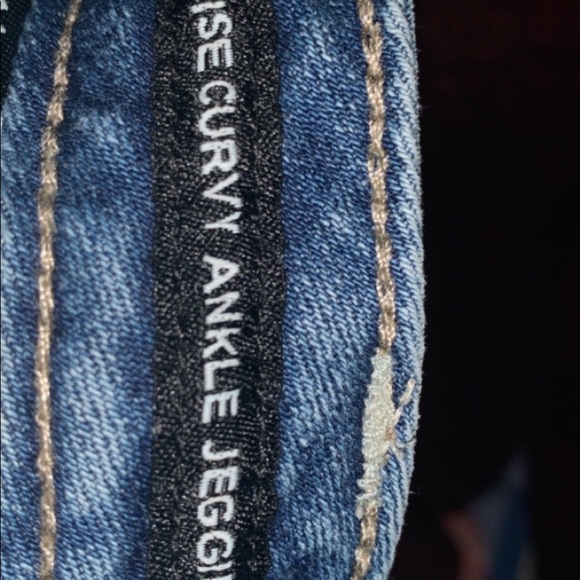 Jeans - Picture 6 of 6
